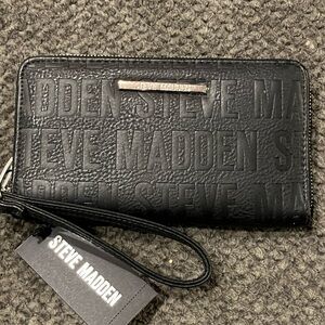Steve Madden Black and Silver Zip Around Wallet New with Tags